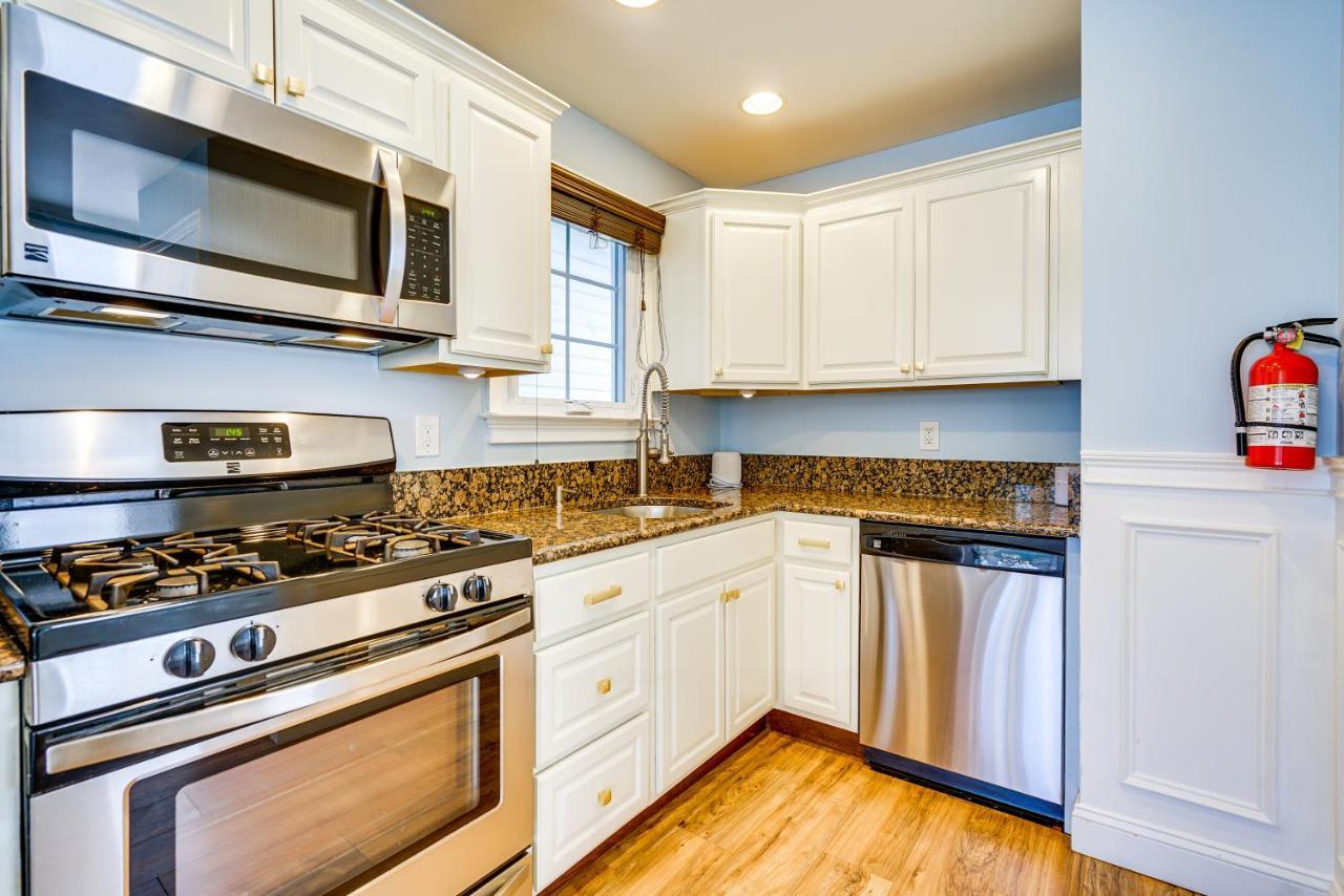 New Jersey Abode - Near Theme Parks, Walk To Beach Keansburg ภายนอก รูปภาพ